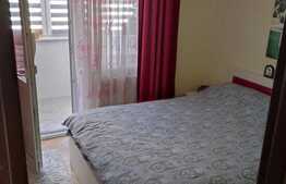 Apartament 3 camere, decomandat, etaj intermediar, zona Vasile Aaron