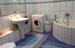 Apartament cu 3 camere, 65 mp, zona Turnisor