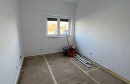 Apartament 3 camere, nou, finisat, zona linistita, Tiglari