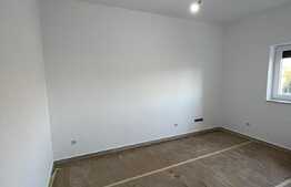 Apartament 3 camere, nou, finisat, zona linistita, Tiglari