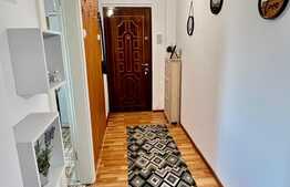 Apartament 2 camere, decomandat, zona Hipodrom III