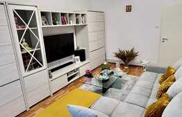 Apartament 2 camere, decomandat, zona Hipodrom III