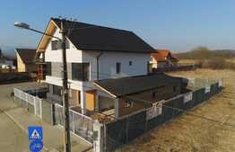 Casa de vanzare in Sibiu - proprietate individuala - 2 locuri de parcare inscrise in CF - strada recent asfaltata si iluminata