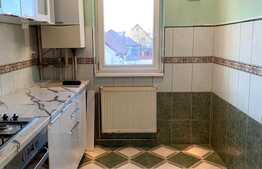 Apartament 4 camere, balcon, 67 mp, la Ciresica