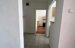 Apartament 2 camere, decomandat, zona Hipodrom IV