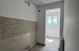 Garsoniera complet renovata, 26 mp, decomandata, Vasile Aaron