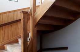 Apartament 3 camere, la casa, zona Cisnadie 