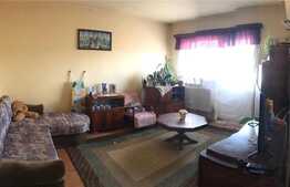 Apartament 3 camere, decomandat,  zona Cisnadie