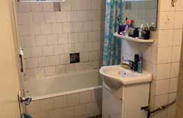 Apartament 3 camere, decomandat,  zona Cisnadie