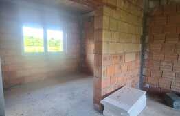 Casa insiruita, teren de la 180 mp , suprafata utila de 108 mp, Cisnadie