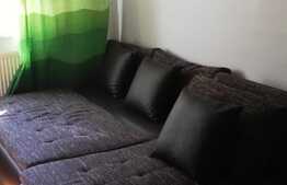 Apartament de 3 camere, 70 mp, decomandat, etaj intermediar,  Vasile Aaron 