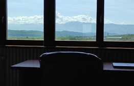 Vila de lux, 1067 mp suprafata desfasurata,2500mp curte libera