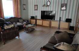 Vila de lux, 1067 mp suprafata desfasurata,2500mp curte libera