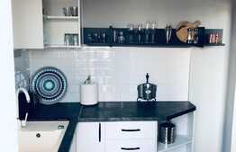 Garsoniera de lux, 32 mp, terasa, parcare, Broscarie