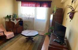 Apartament 3 camere, 64 mp, balcon, Cisnadie