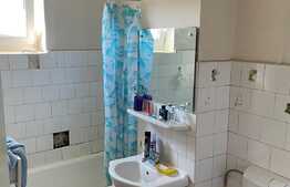 Apartament 3 camere, 64 mp, balcon, Cisnadie