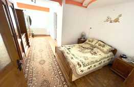 Apartament de 3 camere, 100 mp, Valea Aurie