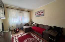 Apartament 3 camere, 64 mp, decomandat, zona Vasile Aaron