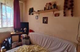 Garsoniera 26 mp , etaj intermediar, zona Tiglari