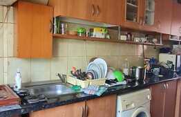 Garsoniera 26 mp , etaj intermediar, zona Tiglari