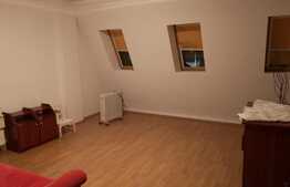 Apartament de 3 camere,86 mp, zona centrala, etaj 3. 