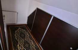 Mansarda 2 camere, 53 mp, decomandat, zona Stefan cel Mare