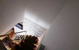 Mansarda 2 camere, 53 mp, decomandat, zona Stefan cel Mare