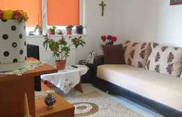 Apartament de 3 camere, 58 mp, parcare, zona Selimbar