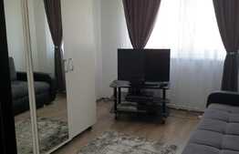 Apartament de 3 camere, 78 mp, zona Vasile Aron etaj 5.