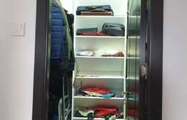 Apartament de 3 camere, 78 mp, zona Vasile Aron etaj 5.