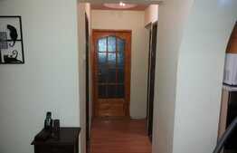 Apartament 3 camere, 70 mp, 2 bai, pivnita, Valea Aurie