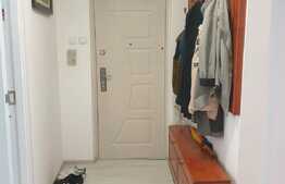 Apartament de 3 camere, decomandat, 71 mp, zona Vasile Aron