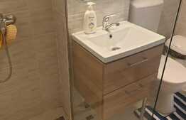 Apartament de 3 camere, decomandat, 71 mp, zona Vasile Aron