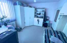 Apartament 3 camere, 90 mp, semidecomandat, in zona Tilisca 