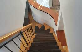 Apartament de 4 camere, decomandat ,86 mp, Calea Cisnadiei.