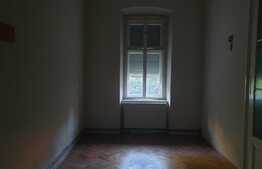 Apartament de 5 camere, decomandat, 141 mp, Ultracentral.