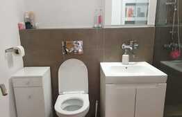 Apartament 3 camere, decomandat, 66 mp, zona Calea Cisnadiei 