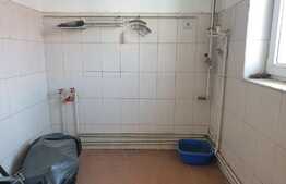 Apartament de 4 camere, 65 mp, etaj intermediar, Stefan cel Mare