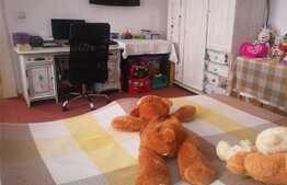 Casa de 76 mp, teren 100 mp, Cisnadie