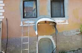 Casa individuala, 2 camere, 60mp, gradina 2500 mp, satul Glâmboaca