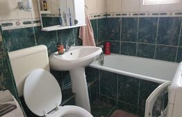 Apartament 3 camere, decomandat, 56 mp, zona Vasile Aron