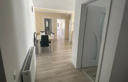 Apartament 3 camere, 79 mp, semidecomandat, Selimbar