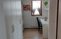 Casa insiruita de 130 mp, curte libera 150 mp, Selimbar