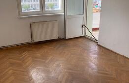 Apartament 3 camere, decomandat, 95 mp, zona centrala