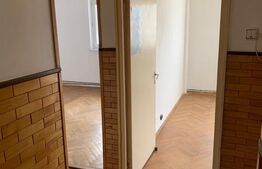 Apartament 3 camere, decomandat, 95 mp, zona centrala