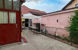 Casa 176 mp, 5 camere, mobilata/utilata, zona Lupeni