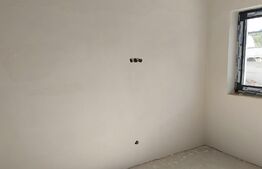 Casa individuala, 5 camere, 120 mp, teren 570 mp,  Cisnadie