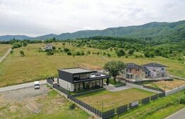 Vila la cheie, 5 camere, piscina interioara, teren 1200 mp, Cisnadie 