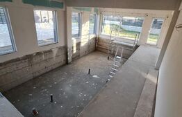 Vila la cheie, 5 camere, piscina interioara, teren 1200 mp, Cisnadie 