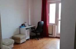 Apartament 3 camere, decomandat, balcon, in Cisnadie
